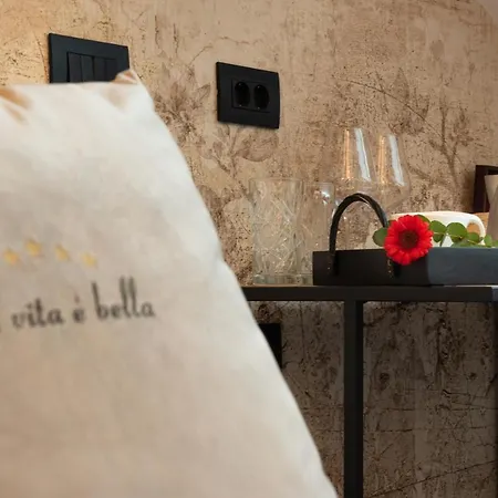 La E Bella V *